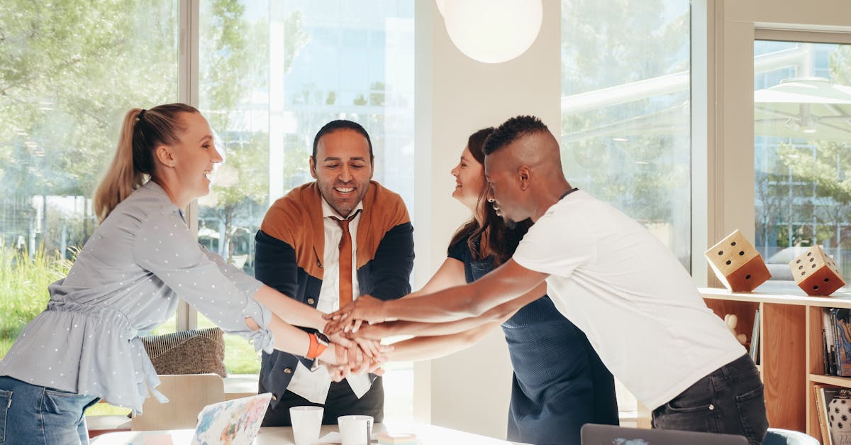 What is the best advertising for SaaS?